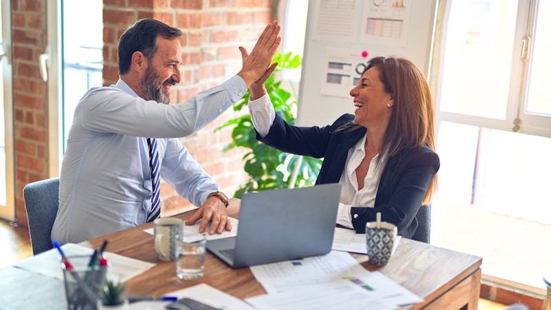 Why Fractional Sales Leadership Works for Growth-Stage Companies